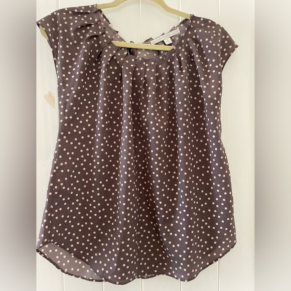 LC Lauren Conrad Tops - Lauren Conrad pleat neck polka dot blouse top size M